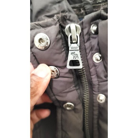 Abercrombie & Fitch Womens Quilted Puffer Jacket With Hood - Size M - Picture 7 of 16